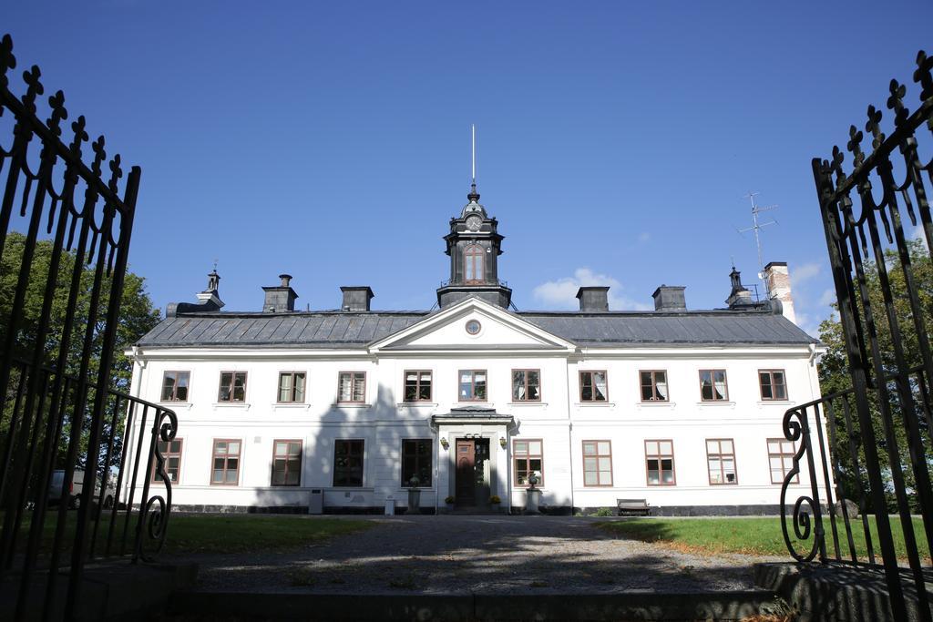 Kaggeholms Slott Bed and Breakfast Ekerö Esterno foto