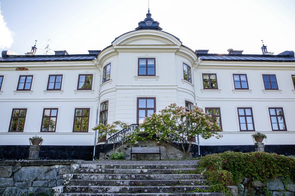 Kaggeholms Slott Bed and Breakfast Ekerö Esterno foto