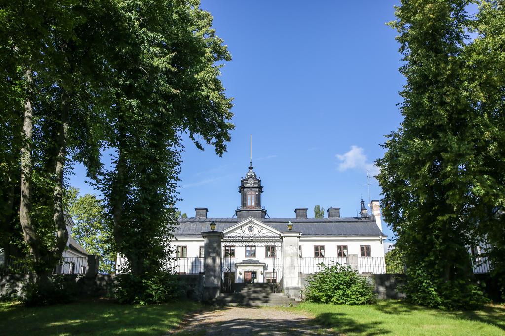 Kaggeholms Slott Bed and Breakfast Ekerö Esterno foto
